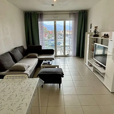 Calme 2 Pieces Avec Terrasse Et Parking, Proche A - Fr-1-225-803 Apartment